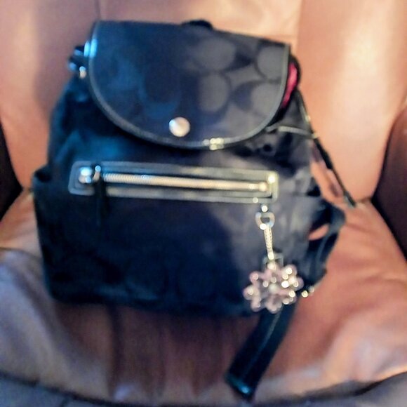 Coach Kyra Daisy Black Signatured Jacquard Backpack With Daisy Charm - Picture 1 of 8